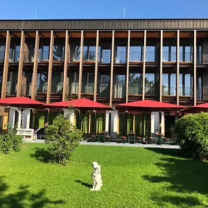 Gasthof-hotel Hoehensteiger 3*, Rosenheim Germania